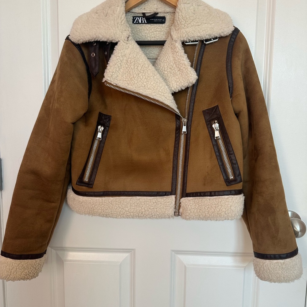 Zara Double Faced Cropped Sherpa Jacket size XS Worn Once